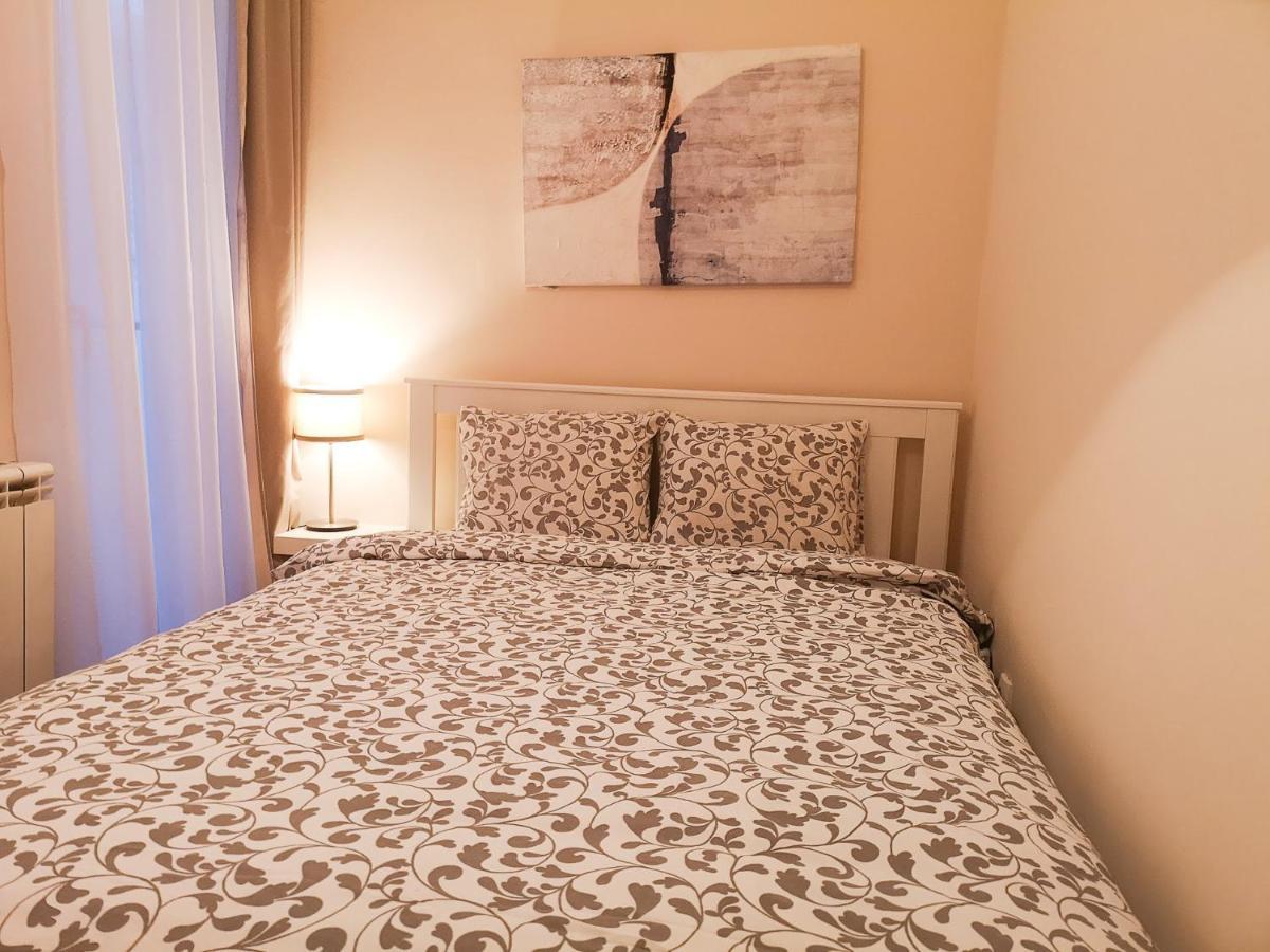 Filinhome Papa Suite 3 Novi Sad Esterno foto